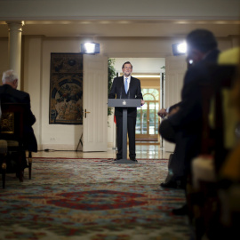 El presidente del Gobierno,  Mariano Rajoy, en la rueda de prensa de balance de legislatura, tras el Consejo de Ministros extraordinario para la convocatoria de las elecciones del 20 de diciembre. REUTERS/Juan Medina