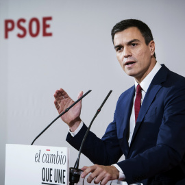 El secretario general del PSOE, Pedro Sánchez, durante el acto en el que ha dado a conocer su propuesta de reforma de la Constitución. EFE/Luca Piergiovanni