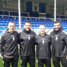 Palop, junto al resto del cuerpo técnico del Alcoyano. /INSTAGRAM