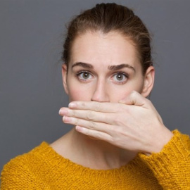Halitosis, un mal olor con más de 80 posibles causas