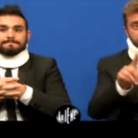 Los dos reporteros italianos implicados en el rifirrafe con la familia Márquez.