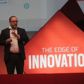 Jimmy Wales defiende las lenguas minoritarias en el Mobile World Congress. /EUROPA PRESS