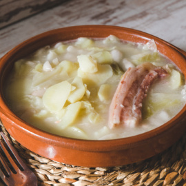 Caldo gallego 