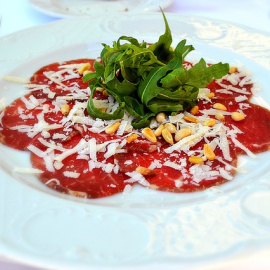 Carpaccio de ternera. 