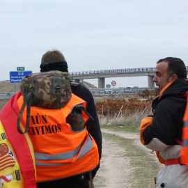Dos exmilitares han iniciado una marcha a pie de Badajoz a Madrid para protestar por los despidos de soldados y marineros a los 45 años.