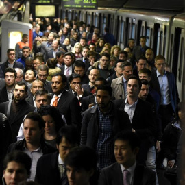 El estudio señala que transportes colectivos como el metro y el tranvía son los más democráticos, aunque no los usan las clases más pudientes ni las más humildes.
