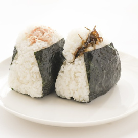 Receta gohan o arroz blanco japonés.