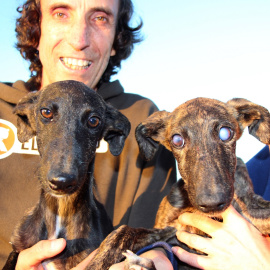 Nacho Paunero, de El Refugio, junto con Blinder y Pisper.