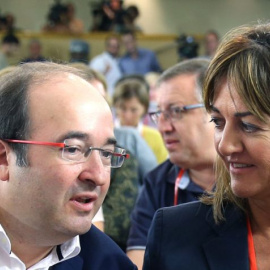 El primer secretario del PSC, Miquel Iceta, y la líder de los socialistas vascos, Idoia Mendia. / EFE