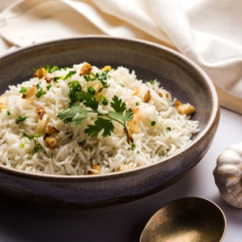 Arroz blanco con ajo. 