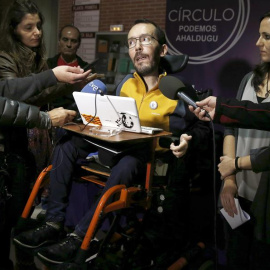 El secretario general de Podemos Aragón y diputado autonómico, Pablo Echenique. / JESÚS DIGES (EFE)