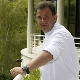 El chef Martín Berasategi en una imagen de archivo en su restaurante en Lasarte. EFE