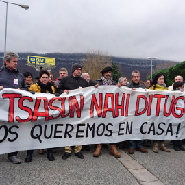Manifestación de los familiares de los procesados por la trifulca con dos agentes de la Guardia Civil.