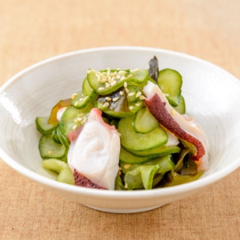  Ensalada de pulpo japonesa o tako su.