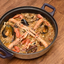 Arroz caldoso a la marinera. 