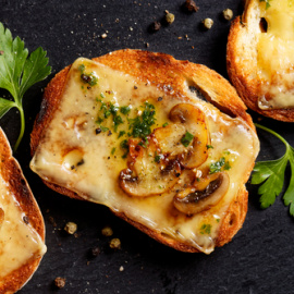 Crostini champiñones. 