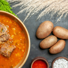 Sopa de res picante. 