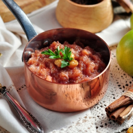 chutney de manzana y pasas.