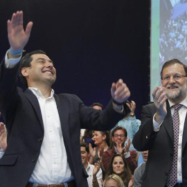 Juan Manuel Moreno y Rajoy, durante el acto en Sevilla. EFE/P.GARCIA