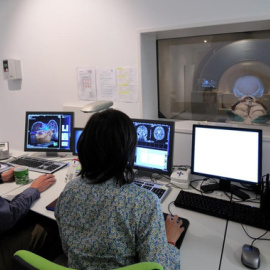 Con posterioridad a cada una de las catas, los expertos analizaron la respuesta cerebral de los participantes. / BCBL