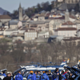 Los servicios de rescate franceses se preparan para reanudar la búsqueda para recuperar los restos del avión A320 de la compañía Germanwings que se estrelló el martes cuando efectuaba la ruta Barcelona-Düsseldorf, lo que causó la muerte de 