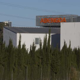 Exterior del complejo de Abengoa Water en Dos Hermanas (Sevilla). EFE/Jose Manuel Vidal