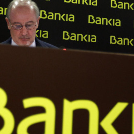 Rodrigo Rato, en una rueda de prensa en su etapa al frente de Bankia. EFE