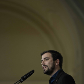 El candidato de IU a la Presidencia del Gobierno, Alberto Garzón, participó en un desayuno informativo que organiza en Madrid Nueva Economía Fórum. EFE/Emilio Naranjo