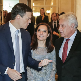 Pedro Sánchez interviene en un desayuno informativo organizado por Nueva Economía Fórum en vísperas del comienzo de la campaña electoral para las elecciones generales del 20-D. EFE