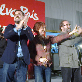 Alberto Garzón, con el número uno y dos de la candidatura por Zaragoza: Rosa Magallón (IU) y Chesús Yuste (Chunta).