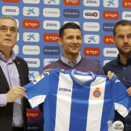 Galca (c), durante su presentación como entrenador del Espanyol.