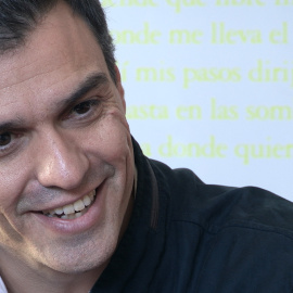 Pedro Sánchez, durante la entrevista en el Hotel de las Letras de Madrid.