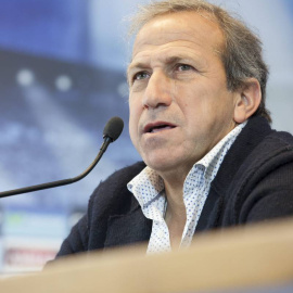 El turrón no corre peligro y algunos como Víctor Muñoz aprovechan para irse de vacaciones a esquiar con la familia. "Así te quitas el fútbol de la cabeza, porque el entrenador es productivo, no para nunca".