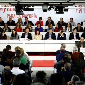 El secretario general, Pedro Sánchez, durante la reunión del Comité Federal del PSOE, máximo órgano del partido entre congresos, para fijar la postura del partido ante el escenario surgido de las elecciones generales. EFE/Sergio Barrenechea