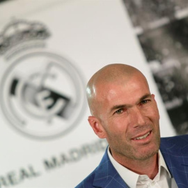 Zidane en su presentación como técnico del Real Madrid. EFE/Víctor Lerena