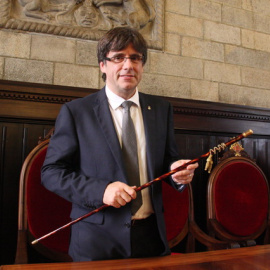Carles Puigdemont, en el momento de ser proclamado alcalde de Girona, el 13 de junio de 2015. EFE