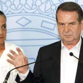 Abel Caballero y Carmela Silva. EFE