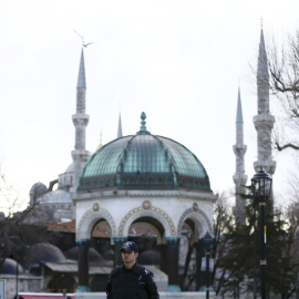 Un total de 10 personas, incluido el atacante, murieron en el atentado perpetrado ayer por un miembro del grupo terrorista Estado Islámico (Dáesh).- EFE