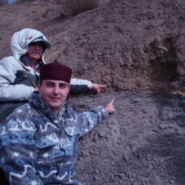El micropaleontólogo Ignacio Arenillas, durante los trabajos de investigación en la costa de Túnez./Unizar.es