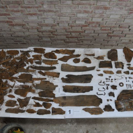 Los trabajos costarán 30.000 euros y los desarrollarán los mismos investigadores que el año pasado lograron localizar en la cripta de la iglesia madrileña los restos óseos de Miguel de Cervantes.- EFE