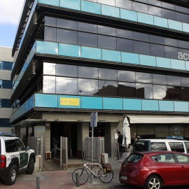 La sede de Acuamed en Madrid durante el registro de la Guardia Civil. EFE/Víctor Lerena