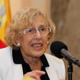 Manuela Carmena, este viernes en el Ayuntamiento de Madrid. EFE