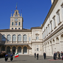El presidente de Iran, Hassan Rouhani, junto al presidente de la República italiana, Sergio Mattarella, en el Palacio del Quirinale, en Roma. REUTERS/Tony Gentile