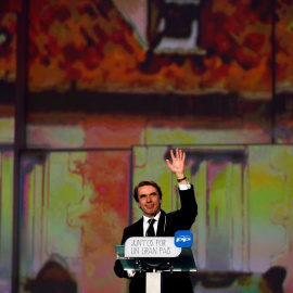 José María Aznar interviene en el Congreso del PP de enero de 2015. REUTERS