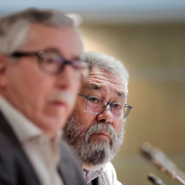 El secretario general de UGT, Cándido Méndez (derecha), junto al líder de CCOO,  Ignacio Fernández Toxo. / EFE