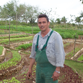 El ingeniero agrónomo Fernando Funes fundó Finca Marta a veinte kilómetros de La Habana. / FERNANDO RAVSBERG