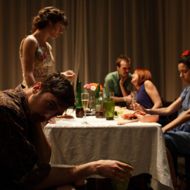 'Nosotros no nos mataremos con pistolas' reflexiona sobre la generación de los sueños rotos. TEATRO LARA