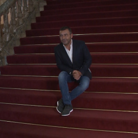 Jorge Javier cumple 48 años, centrado en el trabajo