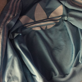 ¿De qué color es esta sudadera? Vuelve el fenómeno viral de la percepción visual