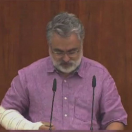 El clasismo de un diputado del PP en la Asamblea de Madrid: "Vengo con un atuendo más propio de Podemos que del PP"